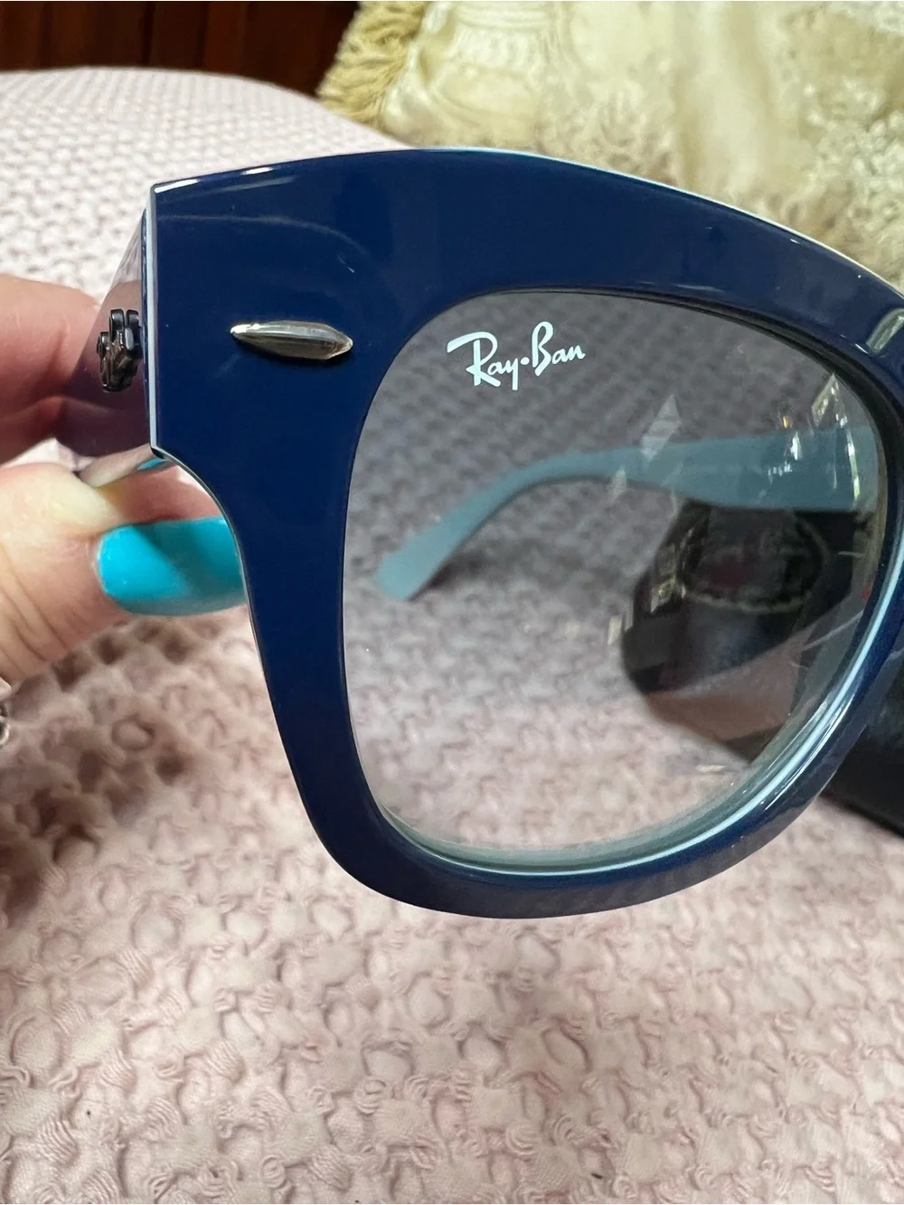 Ray-Ban State Street RB2186 1299/3M Blue Gradient Sunglasses NWT 49mm